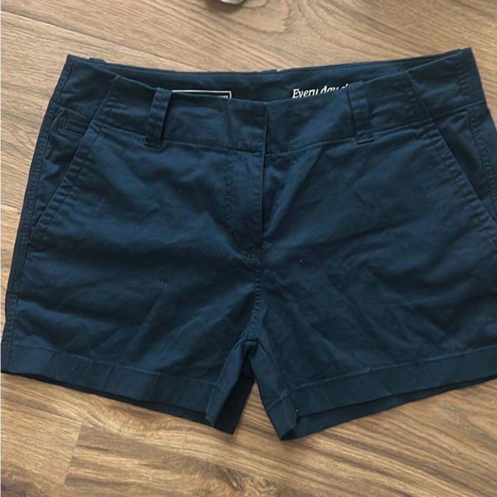 Vineyard Vines Navy Women's Casual Chino Shorts